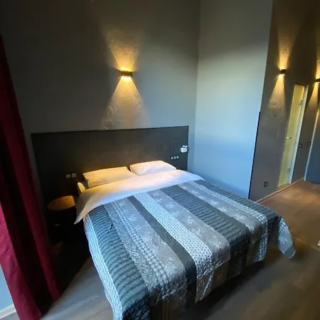 Lift - Derybasivska Ξενοδοχείο Οδησσός