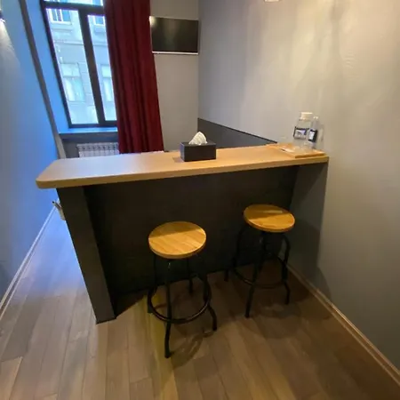 Lift - Derybasivska *