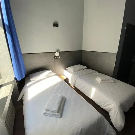 Lift - Derybasivska *