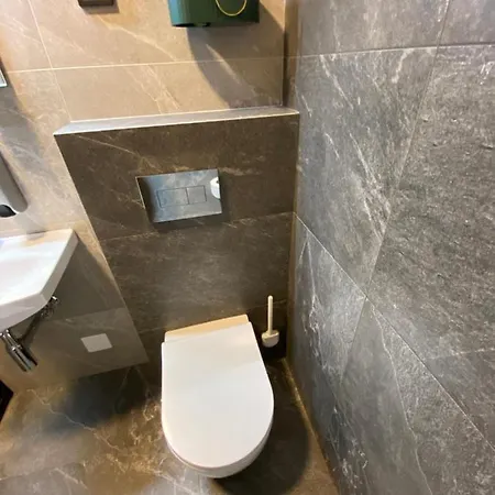 Hotel Lift - Derybasivska *