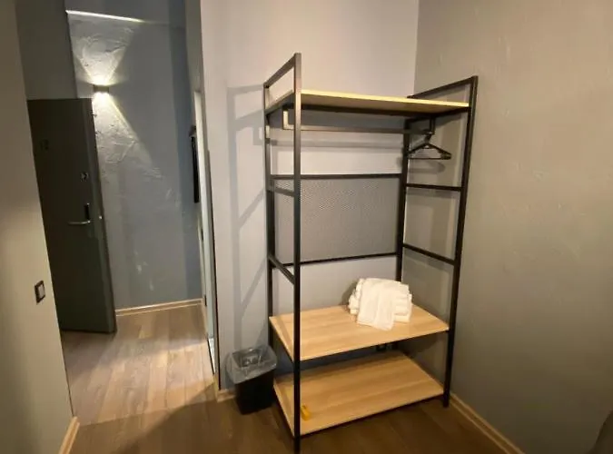 Lift - Derybasivska *