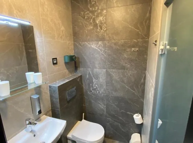 Hotell Lift - Derybasivska