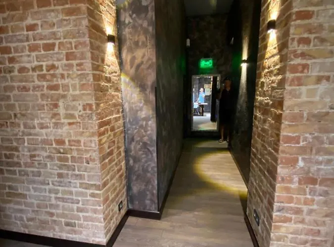 Lift - Derybasivska Hotel *