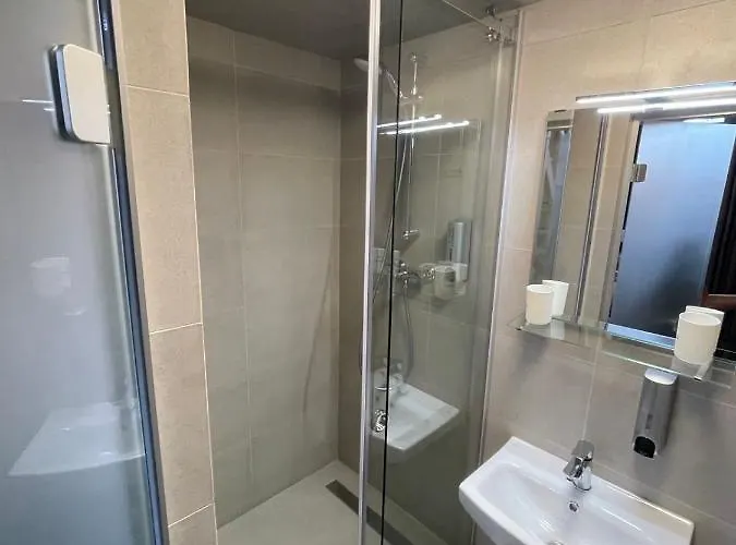 Lift - Derybasivska *