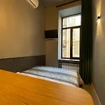 Lift - Derybasivska Hotel