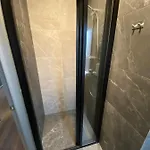 Lift - Derybasivska Hotel