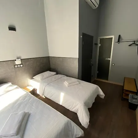 Lift - Derybasivska Hotel Odessa