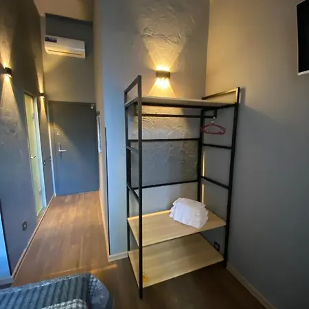 Lift - Derybasivska *