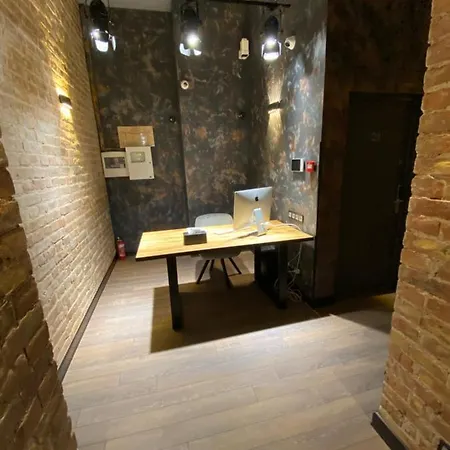 Lift - Derybasivska Hotel *